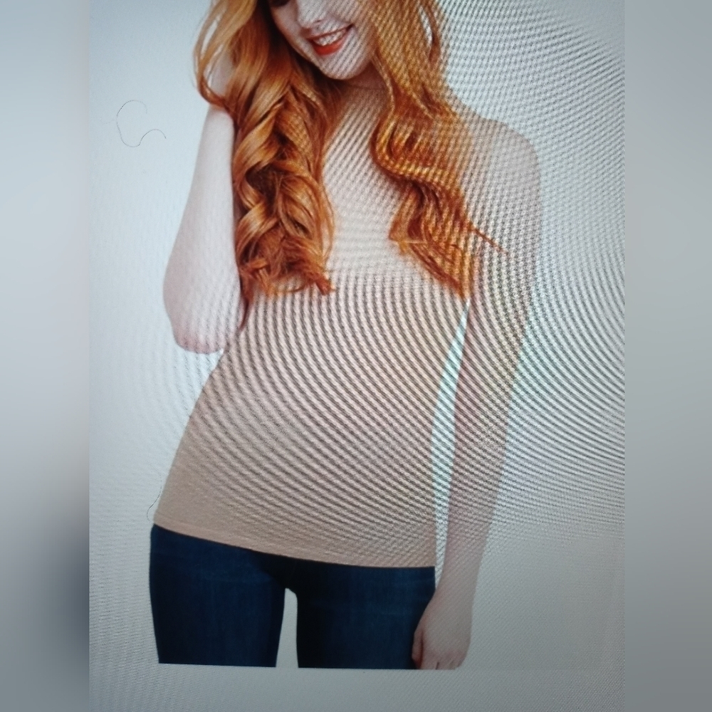 NYGARD GOLD LYREX TURTLE NECK TOP